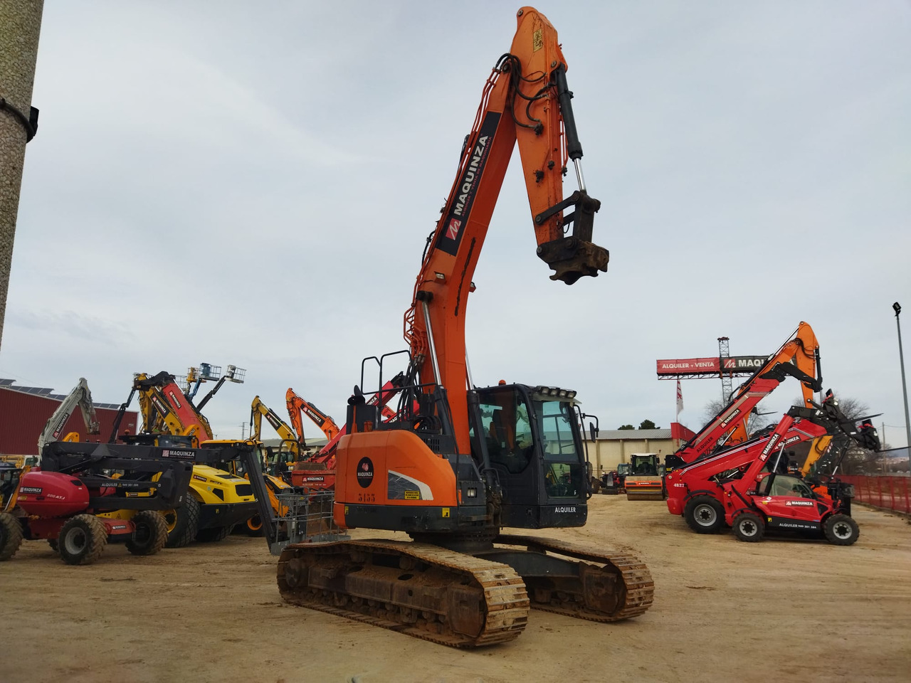 DOOSAN DX235LCR - Гусеничный экскаватор: фото 1 DOOSAN DX235LCR - Гусеничный экскаватор: фото 1