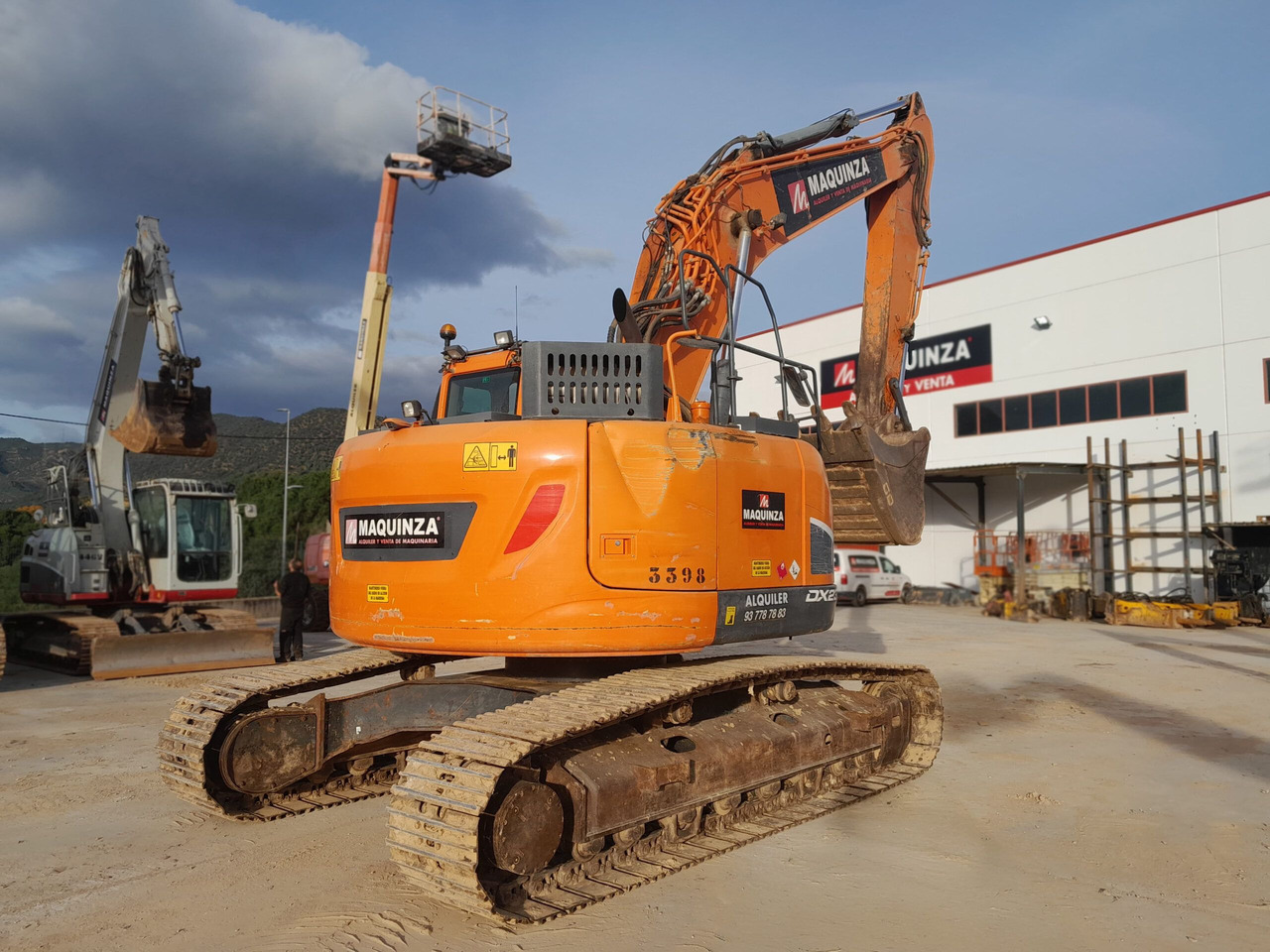 DOOSAN DX235LCR - Гусеничный экскаватор: фото 3 DOOSAN DX235LCR - Гусеничный экскаватор: фото 3