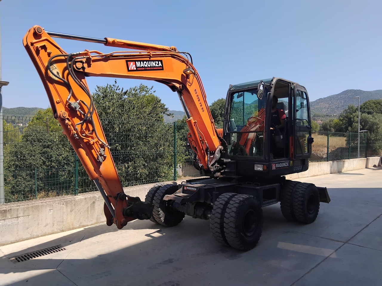 DOOSAN DX55W - Мини-экскаватор: фото 1 DOOSAN DX55W - Мини-экскаватор: фото 1