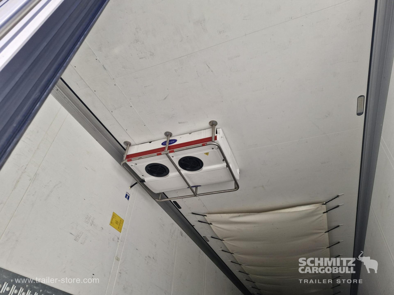 SCHMITZ Reefer Multitemp - Изотермический полуприцеп: фото 2 SCHMITZ Reefer Multitemp - Изотермический полуприцеп: фото 2