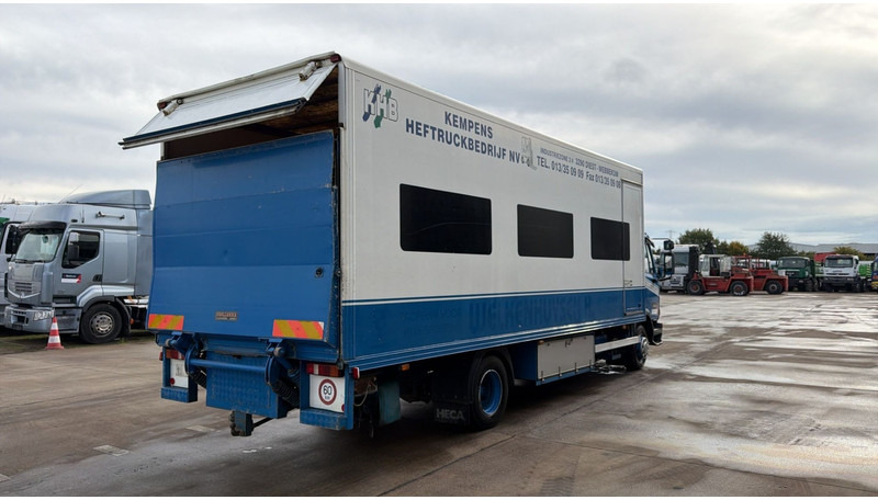 DAF 45 ATI 150 (BELGIAN TRUCK / STEEL SUSP. / LAMES / PERFECT CONDITION / LIFT) - Грузовик с закрытым кузовом: фото 4 DAF 45 ATI 150 (BELGIAN TRUCK / STEEL SUSP. / LAMES / PERFECT CONDITION / LIFT) - Грузовик с закрытым кузовом: фото 4