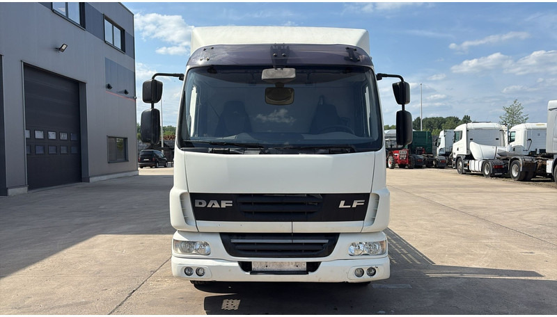 DAF LF 45.210 (EURO 5 / HOLLAND TRUCK / NEW CONSTRUCTION / EURO 5 / PERFECT CONDITION) - Автовоз: фото 2 DAF LF 45.210 (EURO 5 / HOLLAND TRUCK / NEW CONSTRUCTION / EURO 5 / PERFECT CONDITION) - Автовоз: фото 2