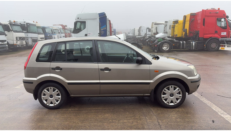 Ford Fusion 1.4 TDCI (BELGIAN CAR) - Хэтчбек: фото 4 Ford Fusion 1.4 TDCI (BELGIAN CAR) - Хэтчбек: фото 4