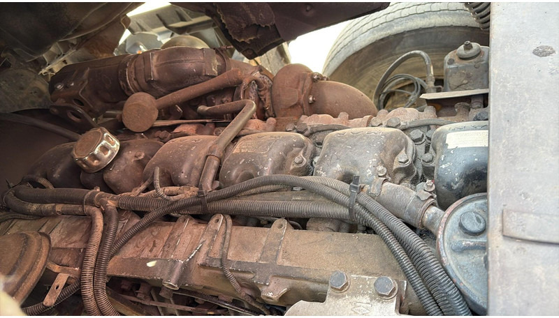 Самосвал MAN 35.372 (MANUAL PUMP / 6 CYLINDER / BIG AXLE / STEEL SUSP.): фото 20 Самосвал MAN 35.372 (MANUAL PUMP / 6 CYLINDER / BIG AXLE / STEEL SUSP.): фото 20