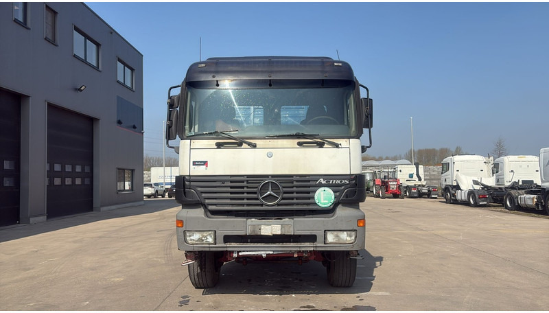 Mercedes-Benz Actros 1843 (4X4 / EPS / GRAND PONT / LAMES / V6 / 2 PONTS) - Самосвал: фото 3 Mercedes-Benz Actros 1843 (4X4 / EPS / GRAND PONT / LAMES / V6 / 2 PONTS) - Самосвал: фото 3