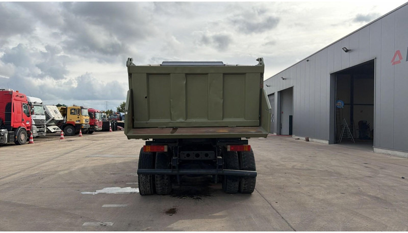 Mercedes-Benz Actros 3235 (EPS / LAMES / GRAND PONT / STEEL SUSP. / 3 PEDALES / MP1) - Самосвал: фото 5 Mercedes-Benz Actros 3235 (EPS / LAMES / GRAND PONT / STEEL SUSP. / 3 PEDALES / MP1) - Самосвал: фото 5