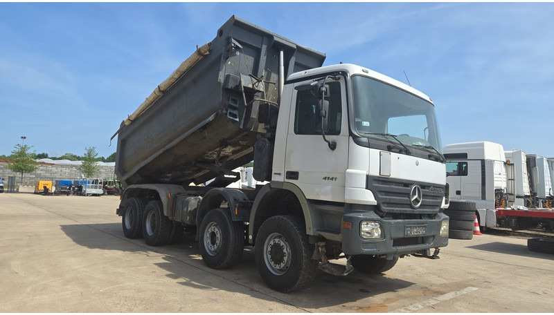 Mercedes-Benz Actros 4141 (EPS / 8X6 / GRAND PONT / BIG AXLE / LAMES / STEEL / V6) - Самосвал: фото 3 Mercedes-Benz Actros 4141 (EPS / 8X6 / GRAND PONT / BIG AXLE / LAMES / STEEL / V6) - Самосвал: фото 3