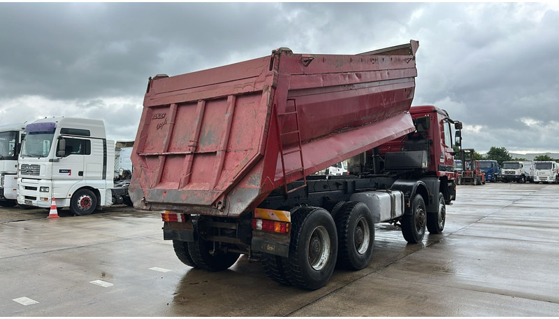 Mercedes-Benz Actros 4143 (BOITE MANUELLE / 8X8 / MANUAL GEARBOX / LAMES / GRAND PONT / BIG AXLE) - Самосвал: фото 5 Mercedes-Benz Actros 4143 (BOITE MANUELLE / 8X8 / MANUAL GEARBOX / LAMES / GRAND PONT / BIG AXLE) - Самосвал: фото 5