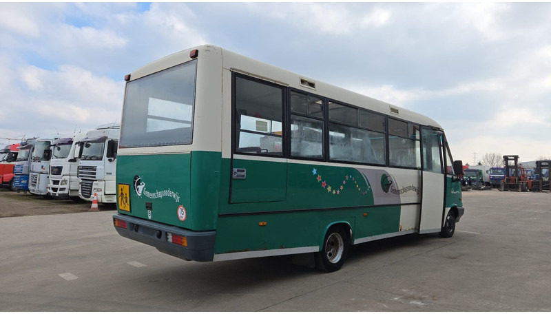 Mercedes-Benz Vario 614 (BELGIAN BUS / 34 SEATS / MANUAL PUMP / LAMES / STEEL SUSP.) - Городской автобус: фото 5 Mercedes-Benz Vario 614 (BELGIAN BUS / 34 SEATS / MANUAL PUMP / LAMES / STEEL SUSP.) - Городской автобус: фото 5