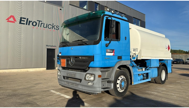 Mercedes-Benz actros 1844 (14500 L / EPS / 3 PEDALES / MP2 / RETARDER / PARFAIT ETAT !!! / V6) - Грузовик-цистерна: фото 1 Mercedes-Benz actros 1844 (14500 L / EPS / 3 PEDALES / MP2 / RETARDER / PARFAIT ETAT !!! / V6) - Грузовик-цистерна: фото 1