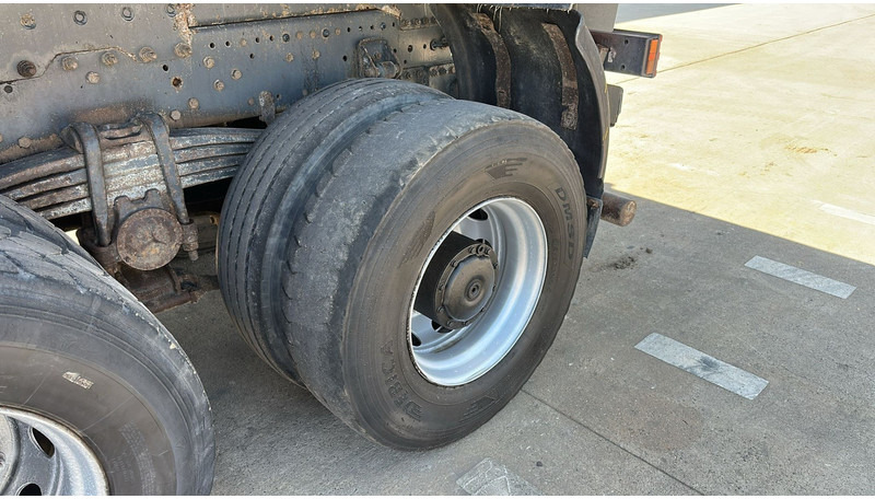 Самосвал Mercedes-Benz actros 3340 (EPS / 6X6 / 3 PEDALES / LAMES / GRAND PONT / BIG AXLE / TRES PROPRE): фото 11