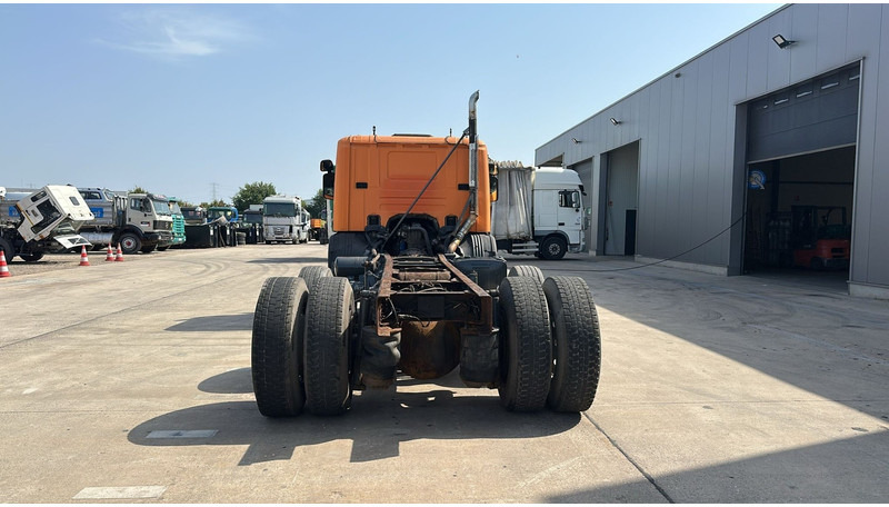 Scania 94 G (MANUAL PUMP / POMPE MANUELLE / BOITE MANUELLE / MANUAL GEARBOX) - Грузовик-шасси: фото 5 Scania 94 G (MANUAL PUMP / POMPE MANUELLE / BOITE MANUELLE / MANUAL GEARBOX) - Грузовик-шасси: фото 5