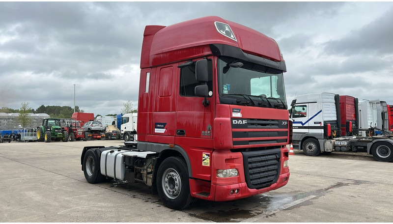 DAF 105 XF 460 (BOITE MANUELLE / MANUAL GEARBOX / TRES PROPRE) - Тягач: фото 3 DAF 105 XF 460 (BOITE MANUELLE / MANUAL GEARBOX / TRES PROPRE) - Тягач: фото 3