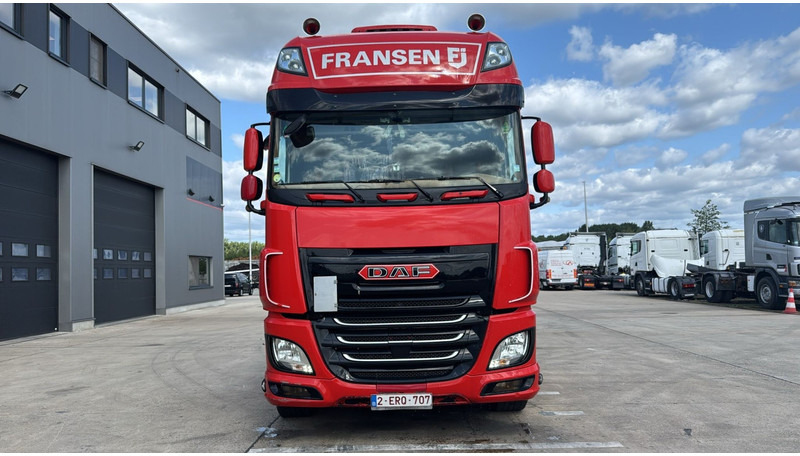 DAF XF 440 (BELGIAN TRUCK / PERFECT CONDITION / VERY CLEAN / 2 TANKS / AIRCO) - Тягач: фото 2 DAF XF 440 (BELGIAN TRUCK / PERFECT CONDITION / VERY CLEAN / 2 TANKS / AIRCO) - Тягач: фото 2