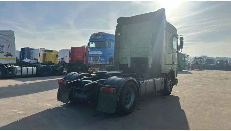 DAF XF 95.430 (EURO 2 / MANUAL PUMP / POMPE MANUELLE / BOITE MANUELLE) - Тягач: фото 5 DAF XF 95.430 (EURO 2 / MANUAL PUMP / POMPE MANUELLE / BOITE MANUELLE) - Тягач: фото 5