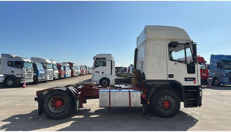 Iveco Eurotech 440 E 42 (MANUAL PUMP / ZF MANUAL GEARBOX / POMPE MANUELLE / BOITE MANUELLE ZF) - Тягач: фото 4 Iveco Eurotech 440 E 42 (MANUAL PUMP / ZF MANUAL GEARBOX / POMPE MANUELLE / BOITE MANUELLE ZF) - Тягач: фото 4
