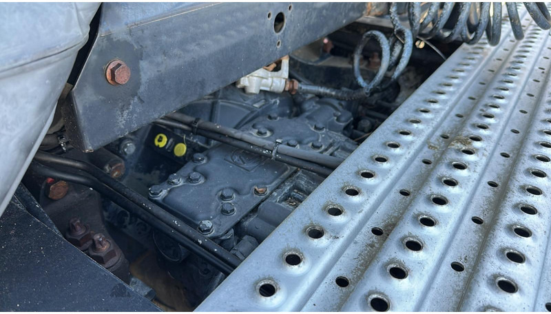 Тягач MAN TGA 18.430 (BOITE MANUELLE / MANUAL GEARBOX): фото 14