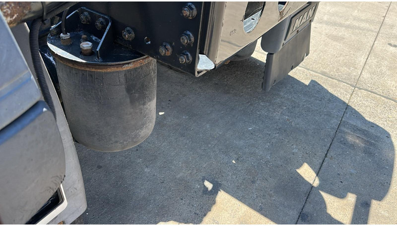 Тягач MAN TGA 18.430 (BOITE MANUELLE / MANUAL GEARBOX): фото 15