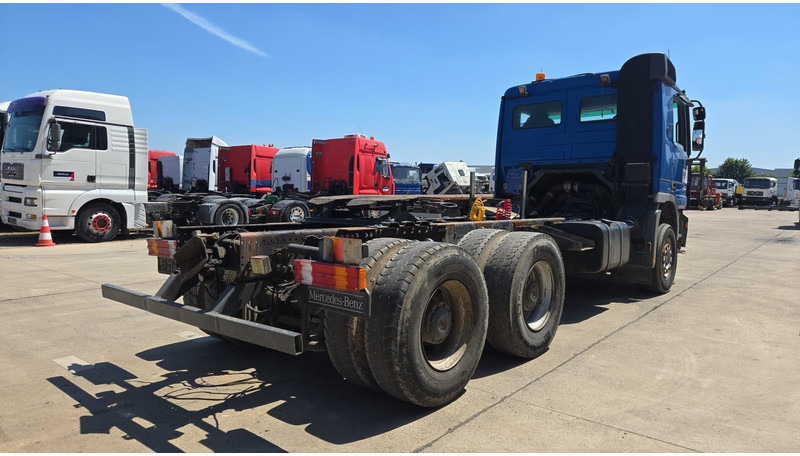 Mercedes-Benz Actros 2641 (LAMES / STEEL SUSP. / EPS / 3 PEDALES / GRAND PONT) - Тягач: фото 4 Mercedes-Benz Actros 2641 (LAMES / STEEL SUSP. / EPS / 3 PEDALES / GRAND PONT) - Тягач: фото 4
