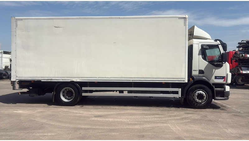 Volvo FL 260 (LIFT 2000 KG / PERFECT BELGIAN TRUCK / 18 TON / EURO 5) - Грузовик с закрытым кузовом: фото 4 Volvo FL 260 (LIFT 2000 KG / PERFECT BELGIAN TRUCK / 18 TON / EURO 5) - Грузовик с закрытым кузовом: фото 4
