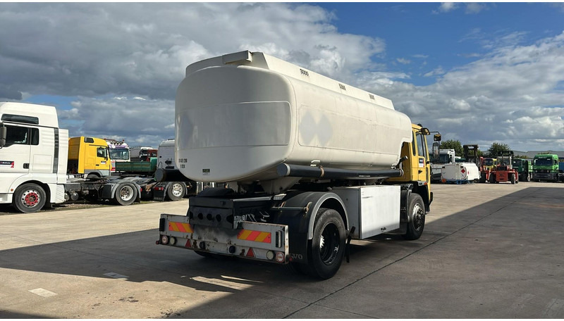 Грузовик-цистерна Volvo FL 6-18 (12400 LITERS / 3 COMPARTIMENTS / EURO 2 / STEEL SUSP. / LAMES): фото 8