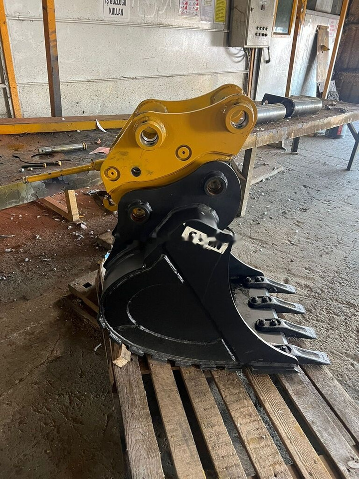 Caterpillar 305 Digging Bucket - Ковш для экскаватора: фото 2 Caterpillar 305 Digging Bucket - Ковш для экскаватора: фото 2