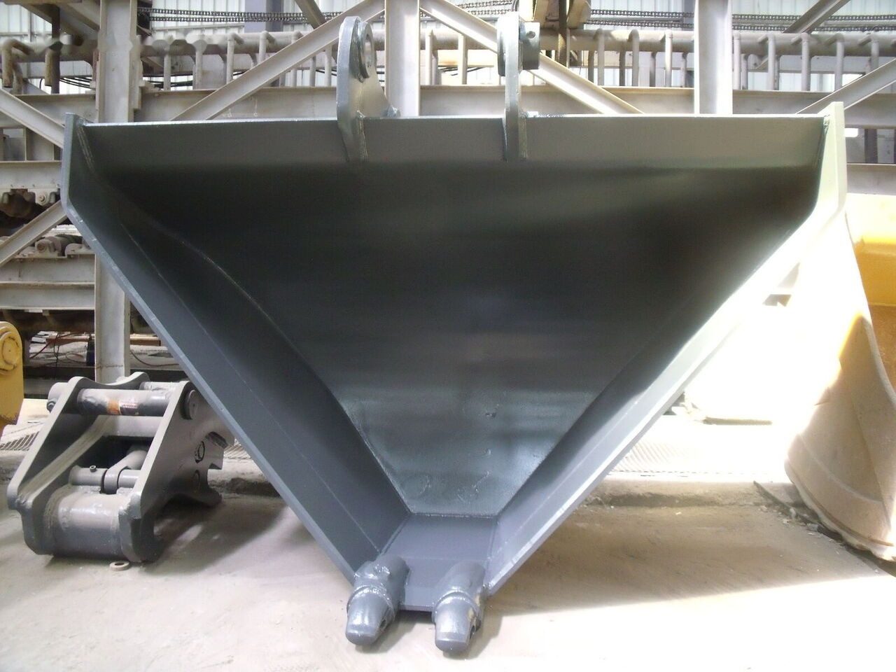 Galen TRAPEZOID BUCKET (V Ditch Bucket) - Ковш для экскаватора: фото 3 Galen TRAPEZOID BUCKET (V Ditch Bucket) - Ковш для экскаватора: фото 3