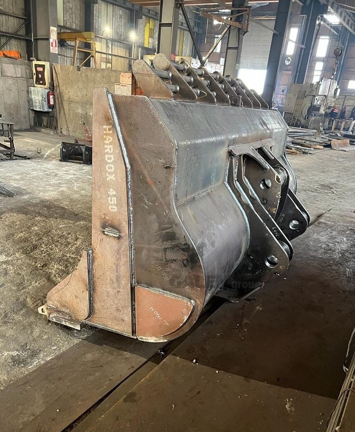 Volvo L150 - Ковш для погрузчика: фото 1 Volvo L150 - Ковш для погрузчика: фото 1