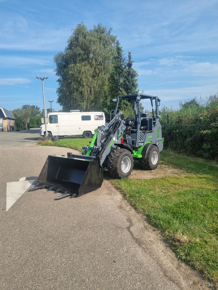 WCM L2312 - Колёсный погрузчик: фото 5 WCM L2312 - Колёсный погрузчик: фото 5