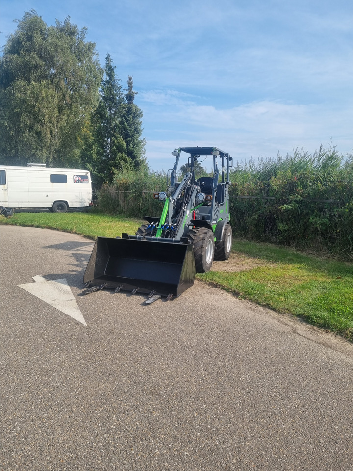 WCM L2312 - Колёсный погрузчик: фото 1 WCM L2312 - Колёсный погрузчик: фото 1
