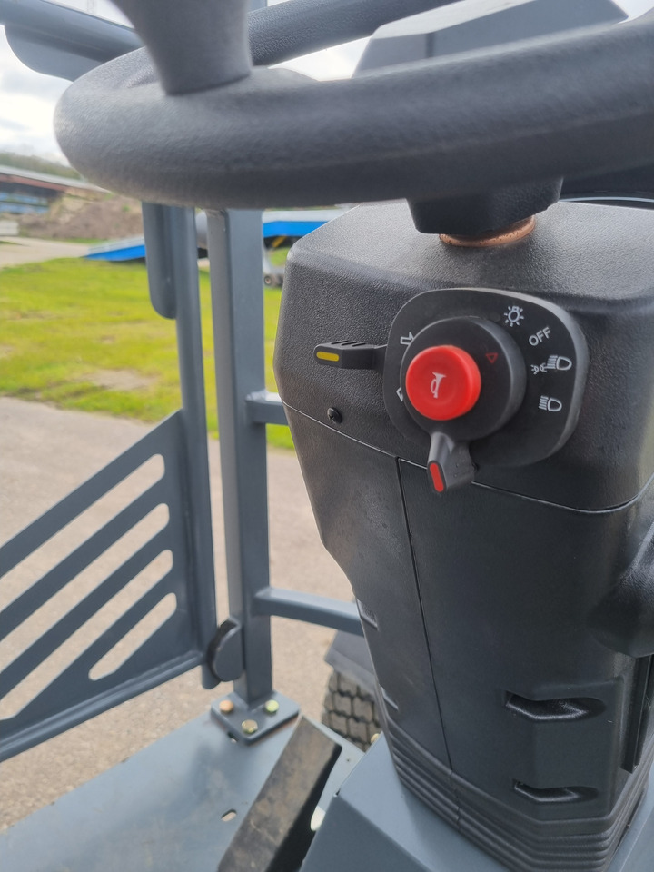 Новый Колёсный погрузчик WCM L2316: фото 22 Новый Колёсный погрузчик WCM L2316: фото 22