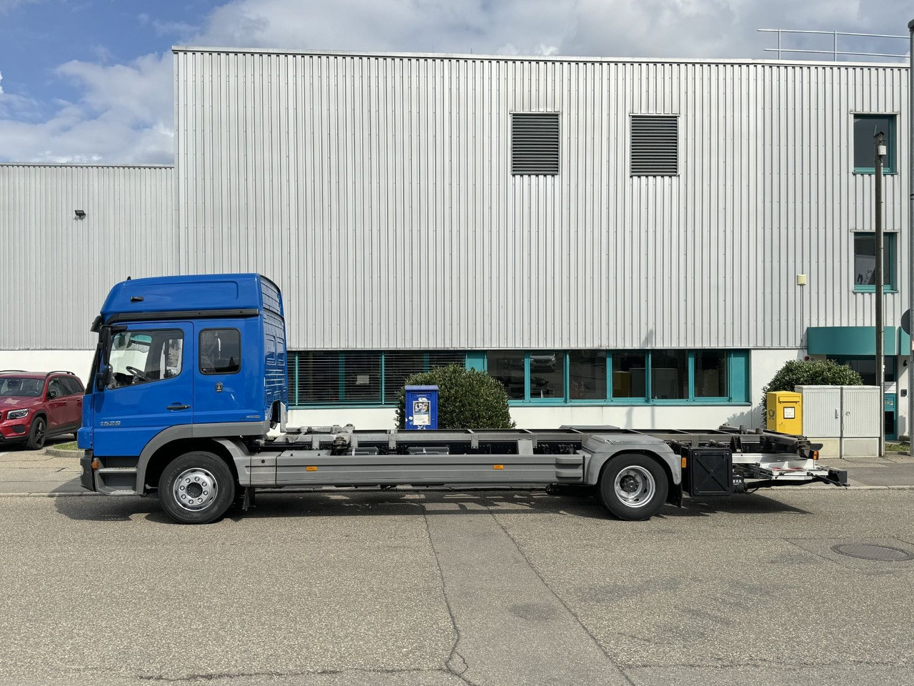 Mercedes-Benz Atego 1529 LL BDF 6-Sitze Umzug u-LBW Gr-Haus - Грузовик-контейнеровоз/ Сменный кузов: фото 5 Mercedes-Benz Atego 1529 LL BDF 6-Sitze Umzug u-LBW Gr-Haus - Грузовик-контейнеровоз/ Сменный кузов: фото 5