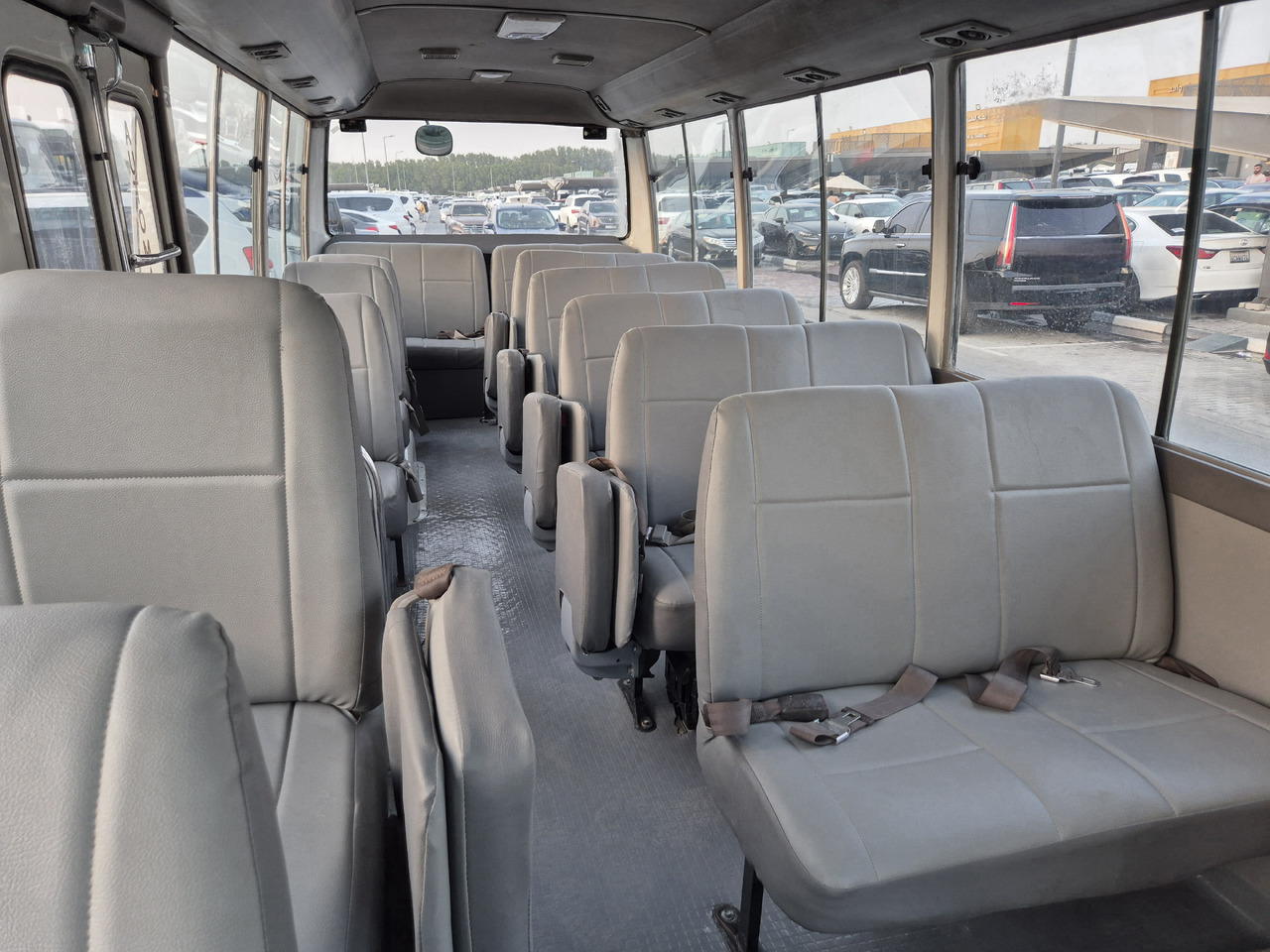 TOYOTA Coaster ... 25 places ...climatisé - Микроавтобус, Пассажирский фургон: фото 5 TOYOTA Coaster ... 25 places ...climatisé - Микроавтобус, Пассажирский фургон: фото 5