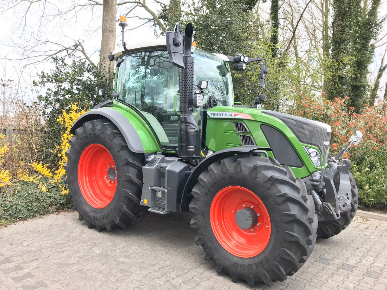 FENDT 514 Vario S4 ProfiPlus - Трактор: фото 5 FENDT 514 Vario S4 ProfiPlus - Трактор: фото 5