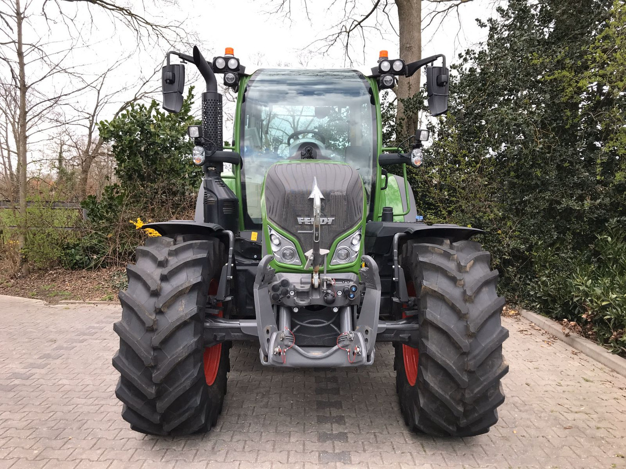 FENDT 514 Vario S4 ProfiPlus - Трактор: фото 3 FENDT 514 Vario S4 ProfiPlus - Трактор: фото 3