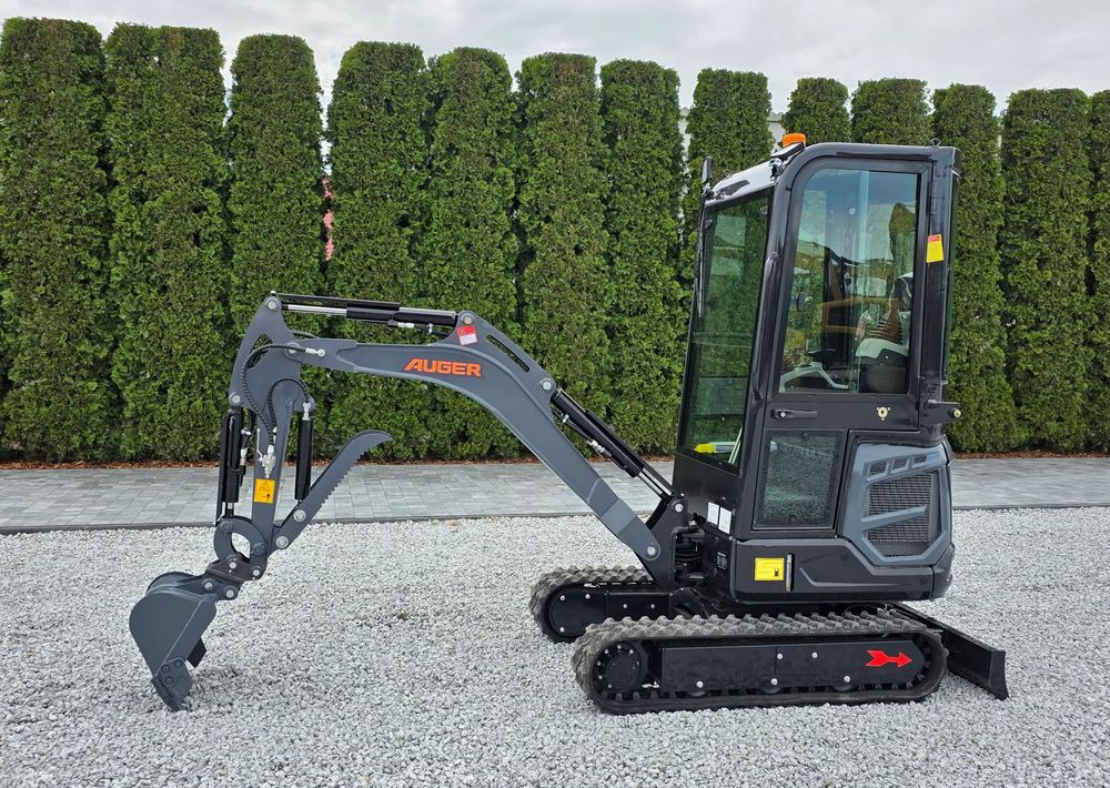 Kubota AUGER NM 18, SILNIK KUBOTA, 3 ŁYŻKI, MINIKOPARKA - Мини-экскаватор: фото 1 Kubota AUGER NM 18, SILNIK KUBOTA, 3 ŁYŻKI, MINIKOPARKA - Мини-экскаватор: фото 1