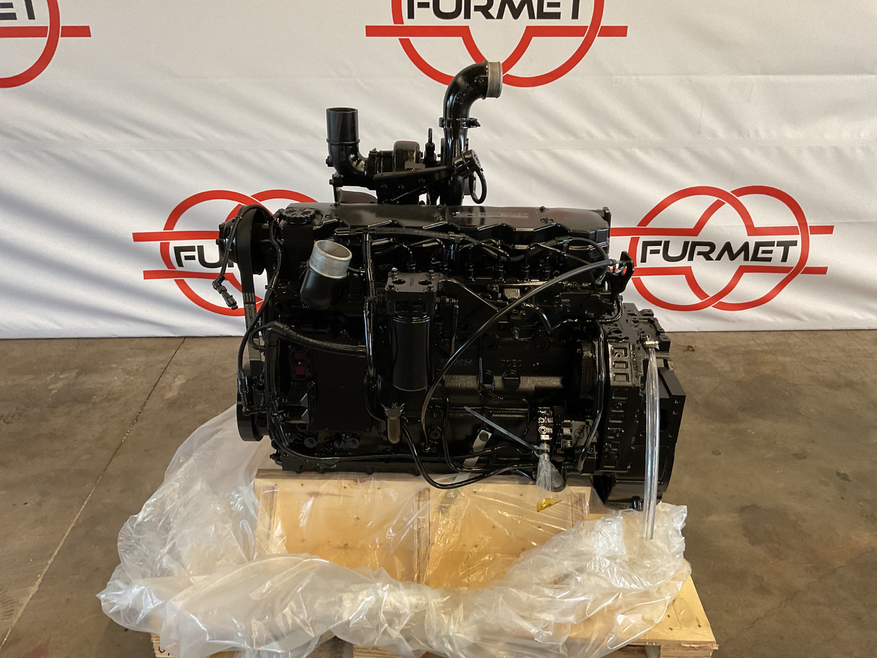 Cummins QSB6.7 (1) - Двигатель: фото 2 Cummins QSB6.7 (1) - Двигатель: фото 2