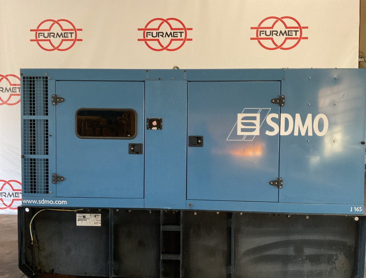 John Deere 6068, SDMO, 165KVA generatorset. Like brand new. And with hudge diesel tank! - Электрогенератор: фото 2 John Deere 6068, SDMO, 165KVA generatorset. Like brand new. And with hudge diesel tank! - Электрогенератор: фото 2