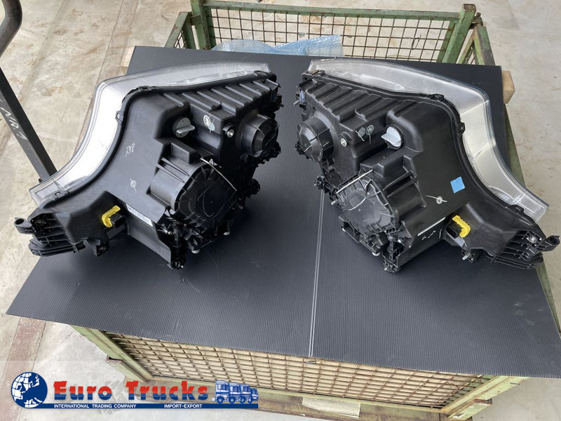 Mercedes-Benz Head light unit MP4 - Передняя фара для Грузовиков: фото 2 Mercedes-Benz Head light unit MP4 - Передняя фара для Грузовиков: фото 2