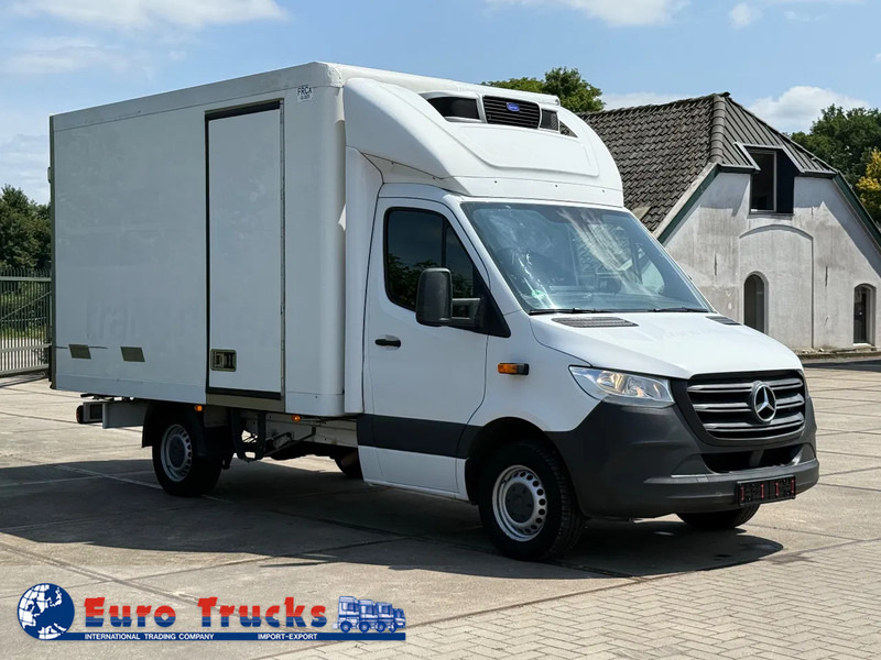 Mercedes-Benz Sprinter 316 Diff - Фургон-рефрижератор: фото 3 Mercedes-Benz Sprinter 316 Diff - Фургон-рефрижератор: фото 3