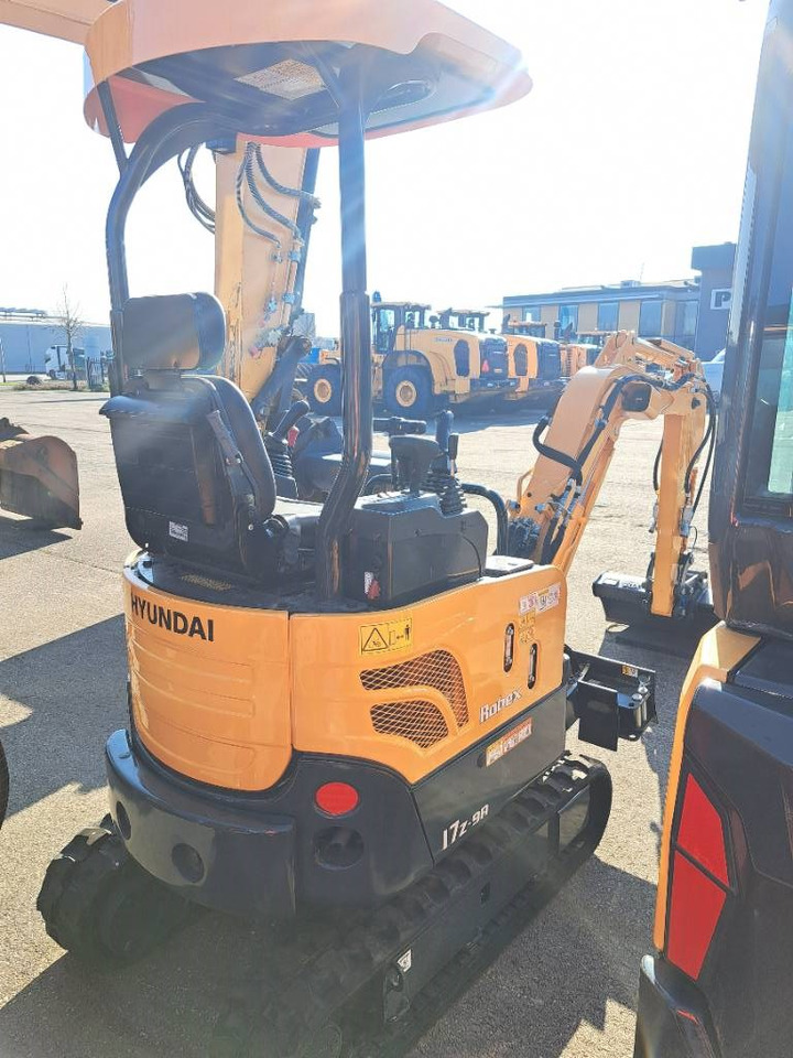 Hyundai R17Z-9AK - Мини-экскаватор: фото 3 Hyundai R17Z-9AK - Мини-экскаватор: фото 3