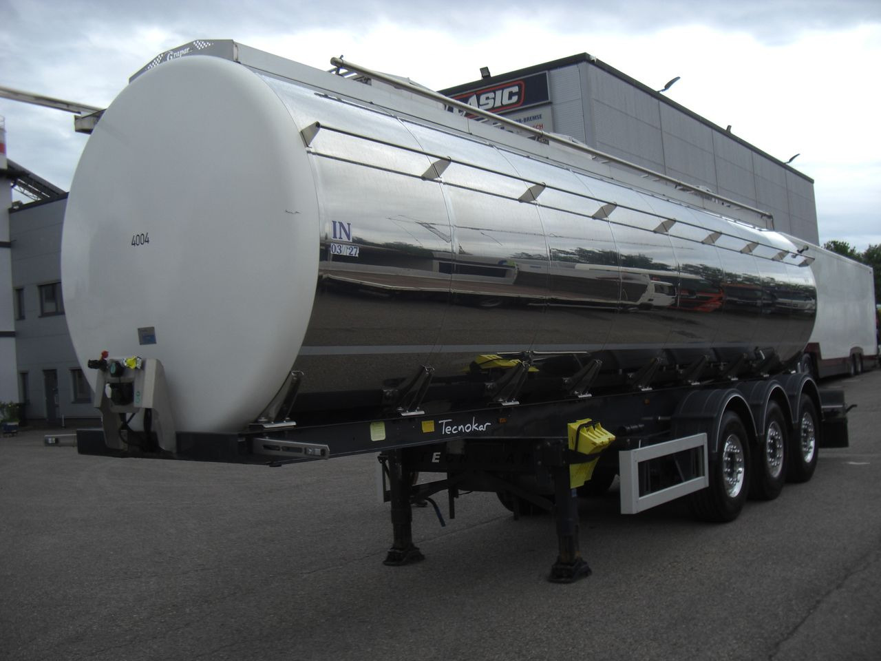 Lettl/Magyar TSAP LM03 / 3 Kammern - Полуприцеп-цистерна: фото 3 Lettl/Magyar TSAP LM03 / 3 Kammern - Полуприцеп-цистерна: фото 3