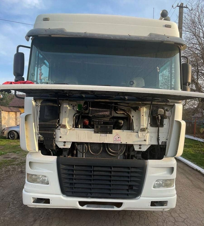 DAF XF 95.430 Tractor head - Тягач: фото 1 DAF XF 95.430 Tractor head - Тягач: фото 1