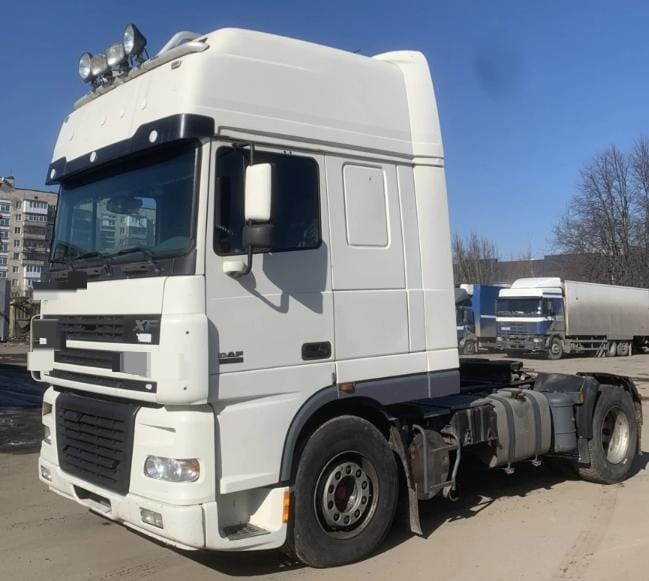DAF XF 95 - Тягач: фото 2 DAF XF 95 - Тягач: фото 2