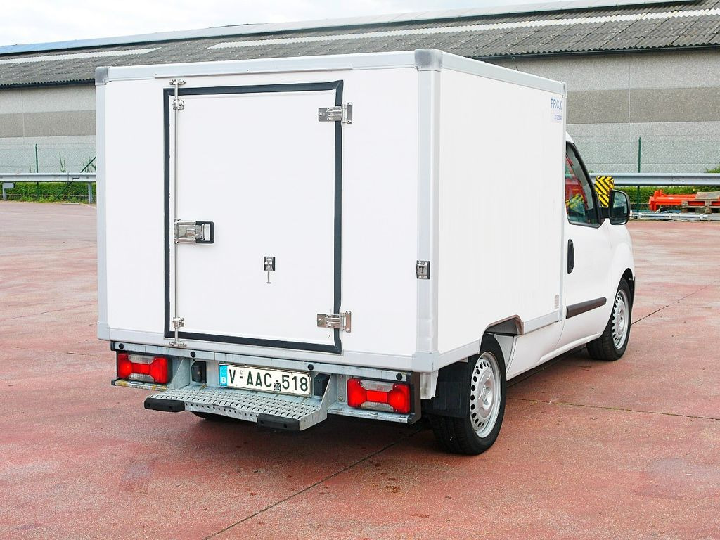 Fiat 1.3 DOBLO KUHLKOFFER RELEC FROD TR15 -20C - Фургон-рефрижератор: фото 5 Fiat 1.3 DOBLO KUHLKOFFER RELEC FROD TR15 -20C - Фургон-рефрижератор: фото 5