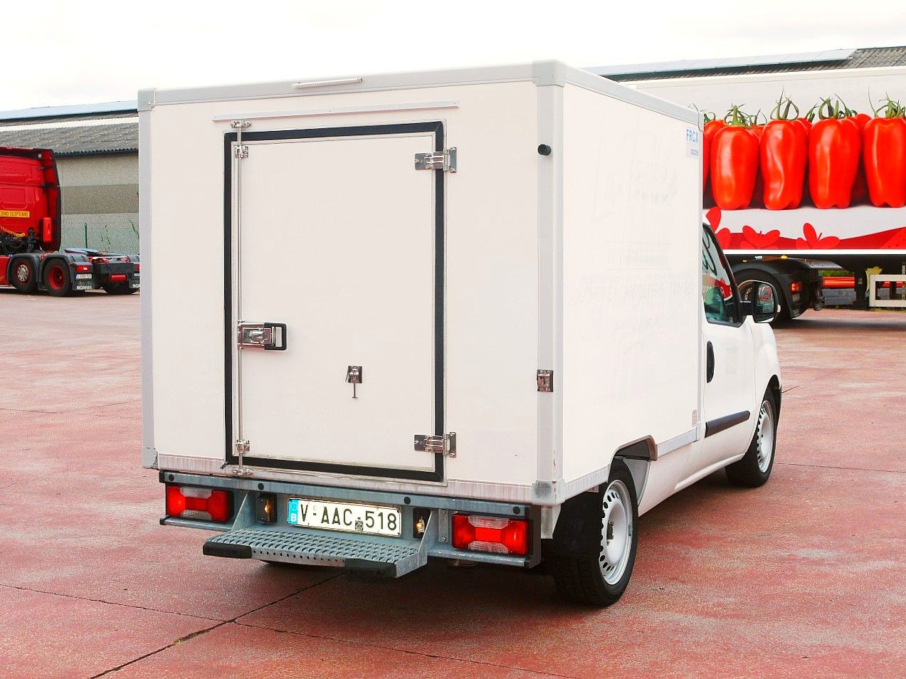 Fiat 1.3 DOBLO KUHLKOFFER RELEC FROD TR22 -20C - Фургон-рефрижератор: фото 5 Fiat 1.3 DOBLO KUHLKOFFER RELEC FROD TR22 -20C - Фургон-рефрижератор: фото 5