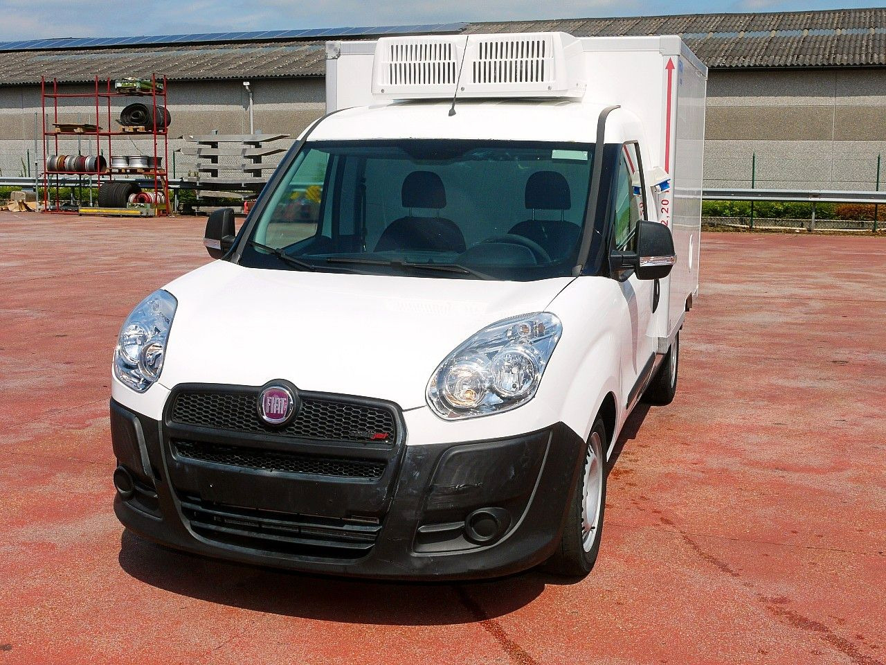 Fiat DOBLO 1.6 KUHKOFFER RELEC FROID TR22 -20C - Фургон-рефрижератор: фото 5 Fiat DOBLO 1.6 KUHKOFFER RELEC FROID TR22 -20C - Фургон-рефрижератор: фото 5
