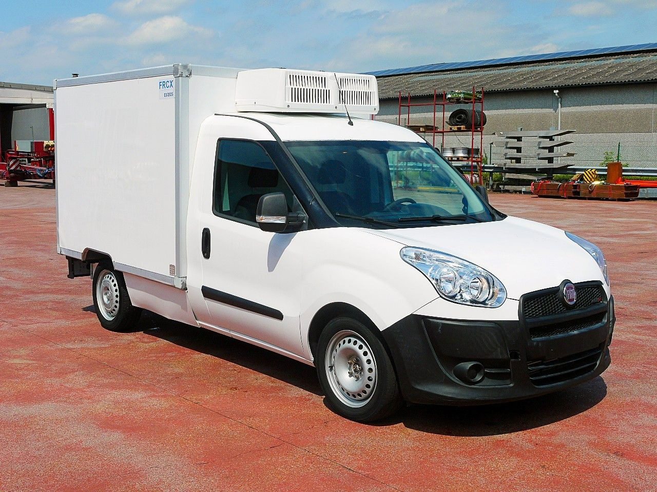 Fiat DOBLO 1.6 KUHKOFFER RELEC FROID TR22 -20C - Фургон-рефрижератор: фото 2 Fiat DOBLO 1.6 KUHKOFFER RELEC FROID TR22 -20C - Фургон-рефрижератор: фото 2
