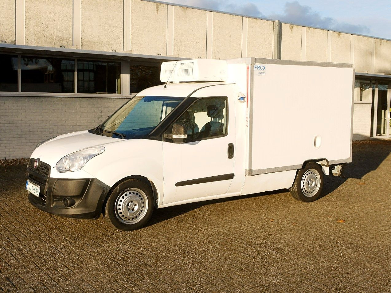 Fiat DOBLO 1.6 KUHLKOFFER CARRIER XARIOS -20 / AIRCO - Фургон-рефрижератор: фото 5 Fiat DOBLO 1.6 KUHLKOFFER CARRIER XARIOS -20 / AIRCO - Фургон-рефрижератор: фото 5