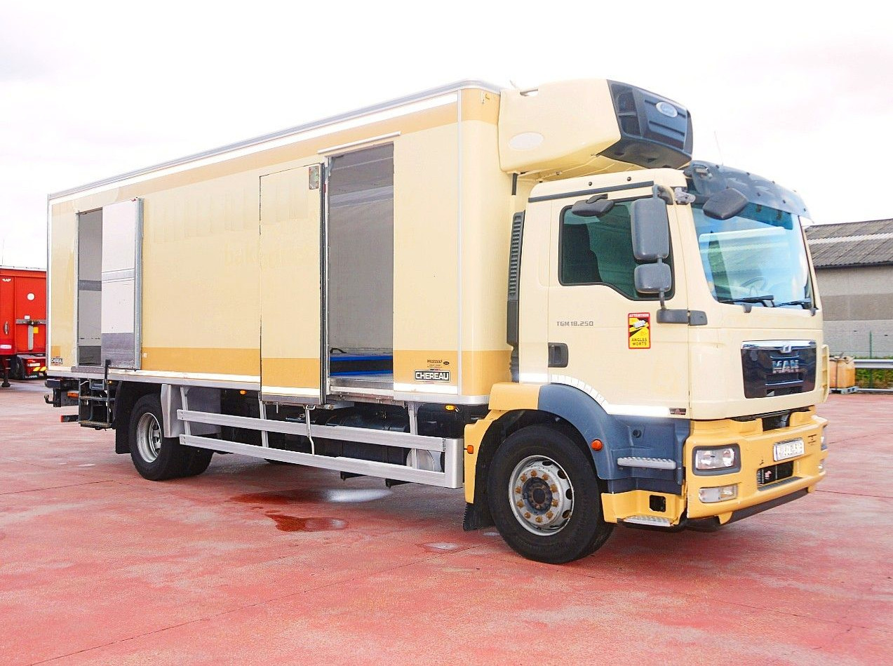 MAN TGM 18 250 CHEREAU CARRIER SUPR 1250 MULTi - Рефрижератор: фото 3 MAN TGM 18 250 CHEREAU CARRIER SUPR 1250 MULTi - Рефрижератор: фото 3